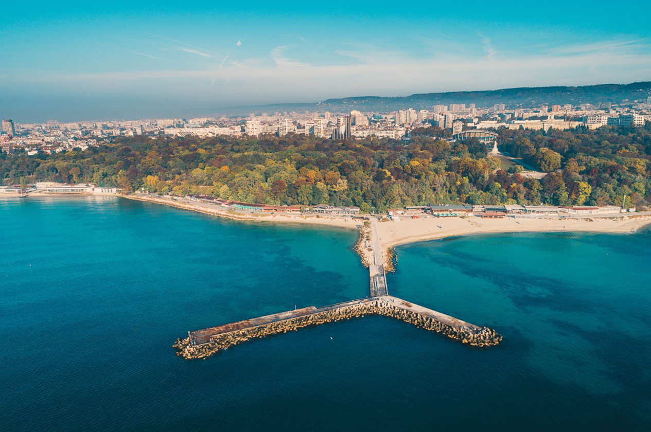 Discovering the Coastal Gem of Bulgaria: A Comprehensive Varna Travel Guide